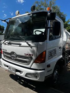 HINO 2017 FCJ9 500 CHASIS