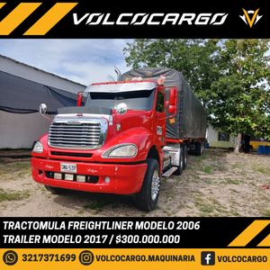 Tractomula Freightliner CL 120