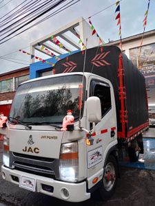 JAC JHR 2018 ESTACAS DESARMABLES